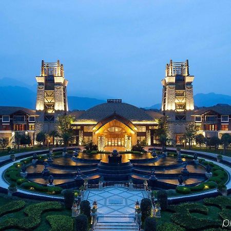 เจซี โฮเต็ล เออเหมย Hotel ภูเขาเอ๋อเหมยชาน ภายนอก รูปภาพ